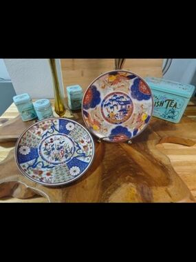 Vintage Japanese Imari Ware Porcelain Ceramic Plate Set Birds Floral Design